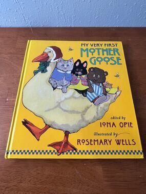 Discovery Toys My Very First Mother Goose Book Iona Opie Nursery Rhymes